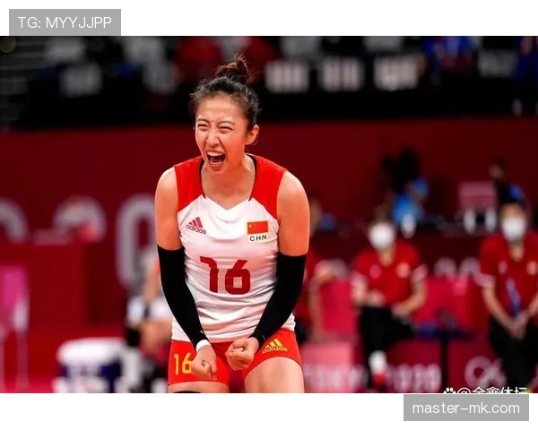 丁霞训练完直接拎包去夜店？这姐的日常比剧本还敢写